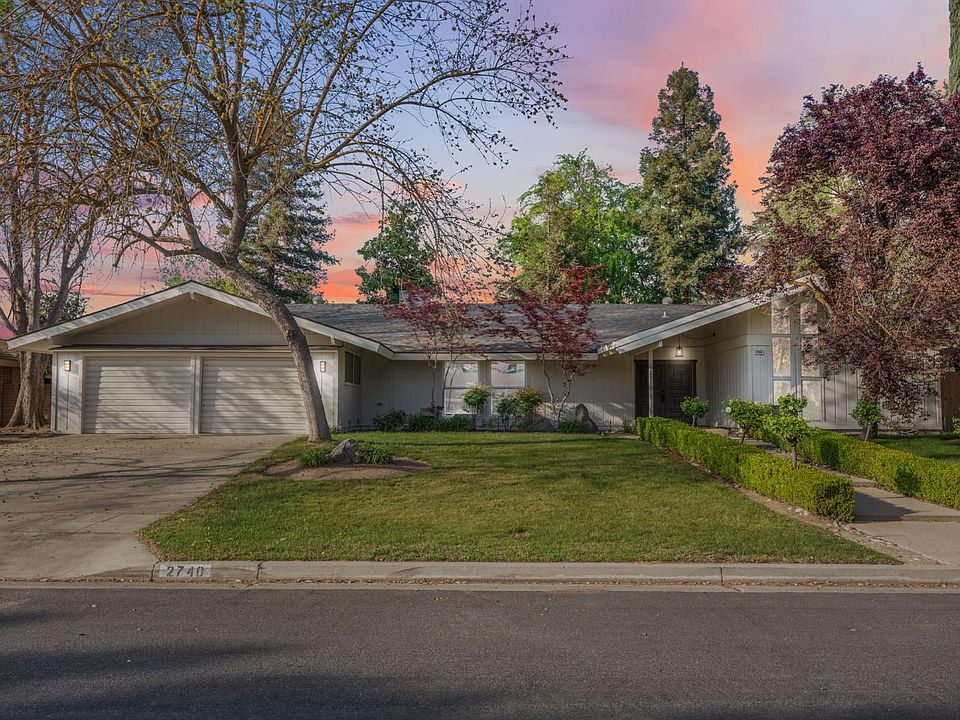 1st image of 2740 W San Madele Ave