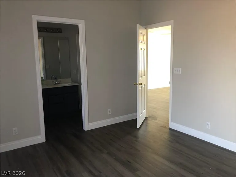 916 Clubview Dr — Photo 24