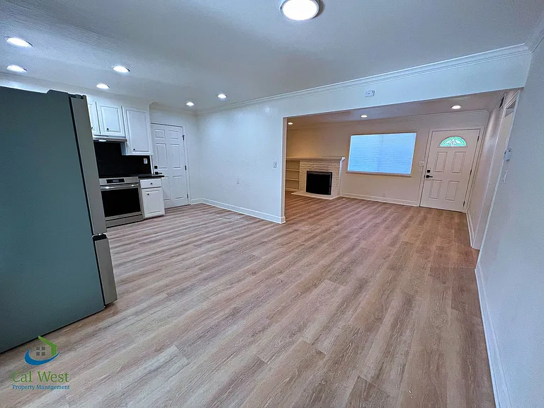 3048 San Luis Rey Ave — Photo 12