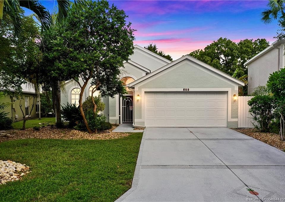1st image of 896 NW Waterlily Pl