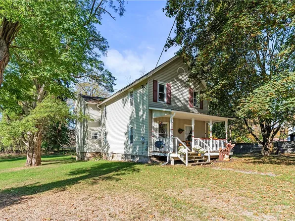 8 Railroad Ave, Rushville, NY 14544