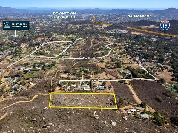 10390 Tatas Pl, Escondido, CA 92026