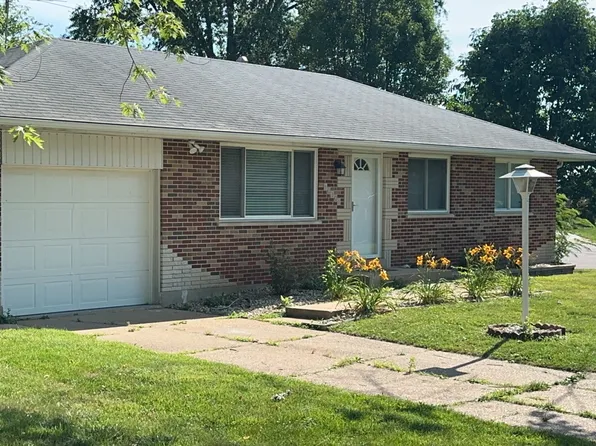 10101 Fite Cir, Saint Louis, MO 63123