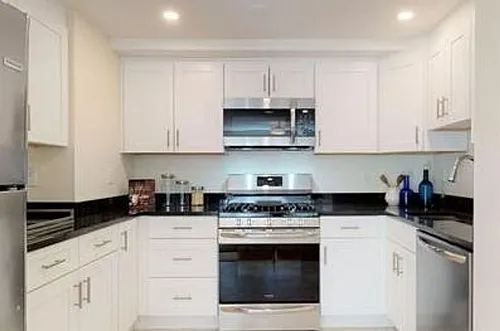 139 Glenville Ave Photo 1