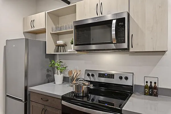 290 Burnett Ave S #214 — Photo 7