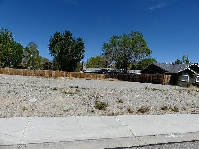 2nd image of 1959 Shoshone Dr