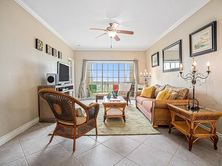 7000 Seawall Blvd #1011 — Photo 6