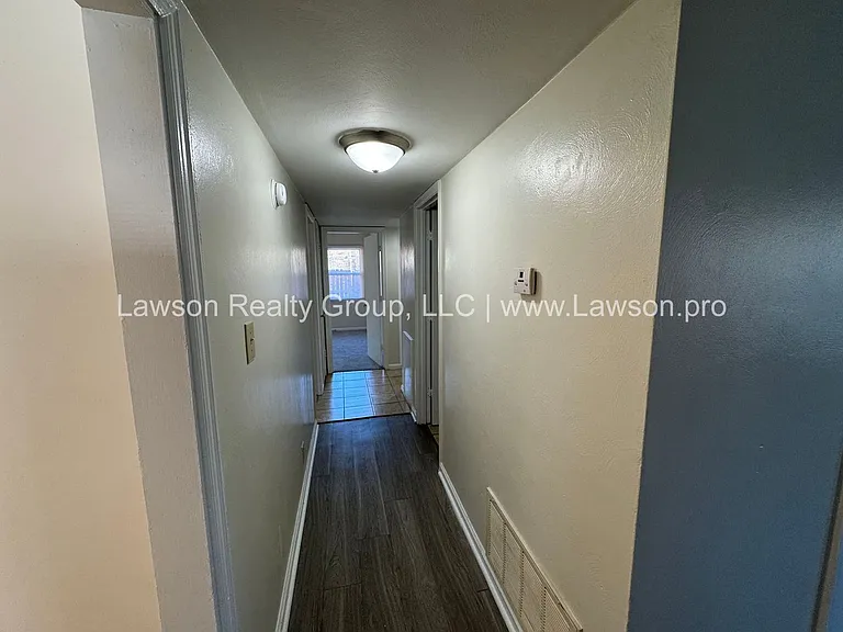 Floyd 954 — Photo 8
