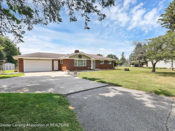 156 S Michigan Rd, Eaton Rapids, MI 48827