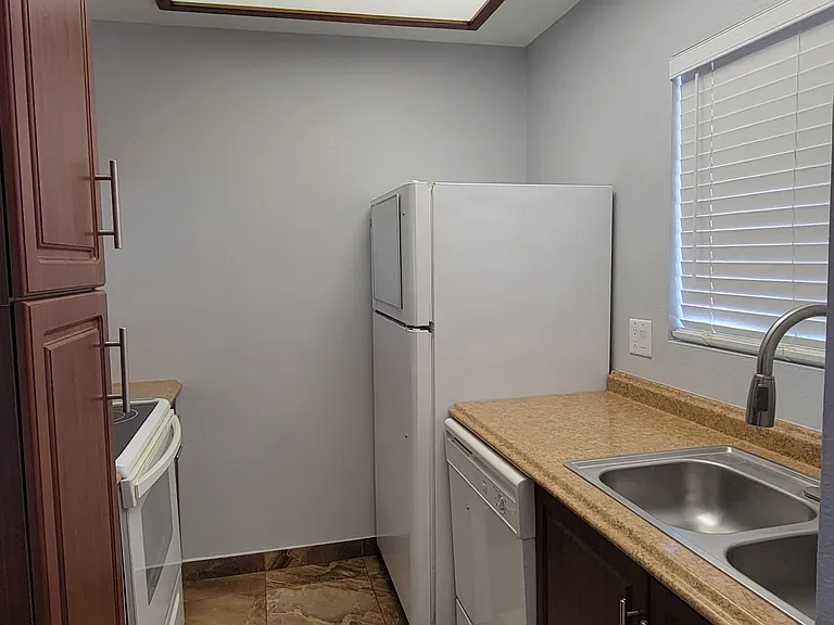 11666 N 28th Dr #221 — Photo 3