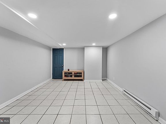 5th image of 3003 Presstman St