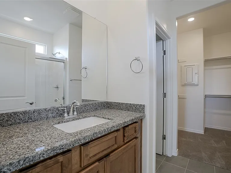 1275 Leo Ln — Photo 14