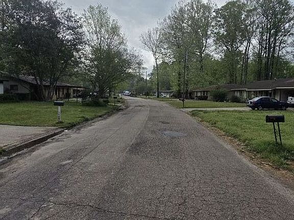 3rd image of 1151 Wooddell Dr