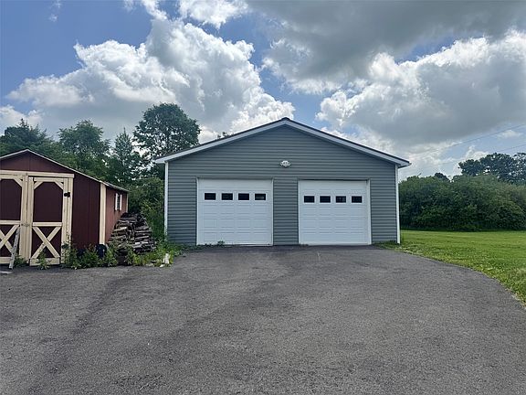 5th image of 10756 Debra Dr
