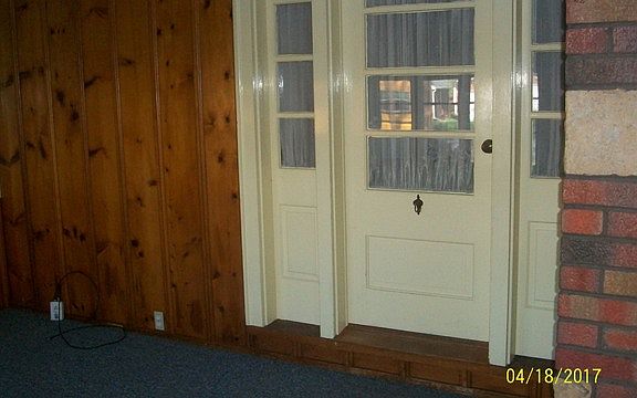 4th image of 304 E Mulberry St