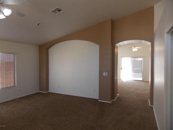 2nd image of 539 W Country Estates Ave