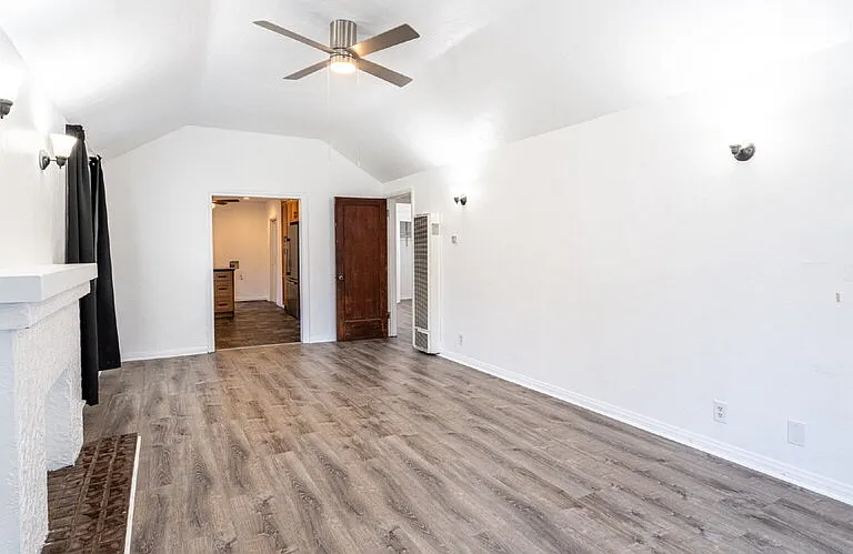 6765 Lemon Ave — Photo 6
