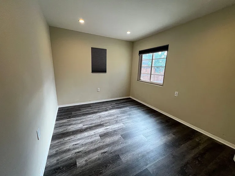 8206 N Wheatland Ave — Photo 29