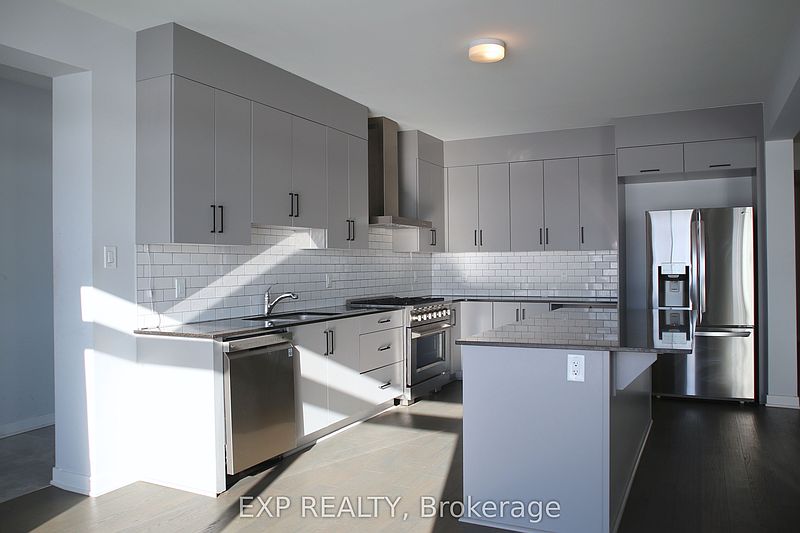 Ottawa House for rent - 4 Bedrooms — photo 10