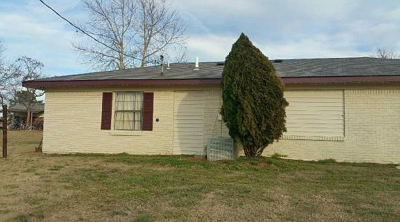 2nd image of 107272 S 4107 Rd