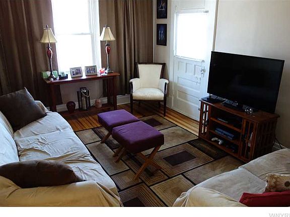 3rd image of 43 Saint Florian St