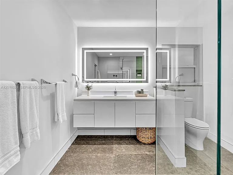 840 S Southlake Dr — Photo 88