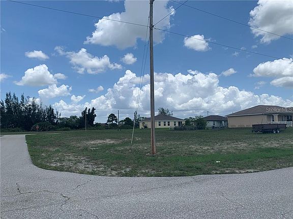 4th image of 2111 NW 3rd Ave