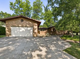 567 Hawthorne Ln, Mansfield, OH 44907