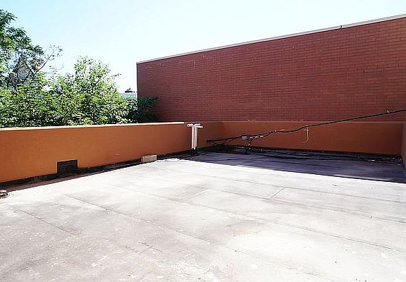 3rd image of 352 Willis Ave #2