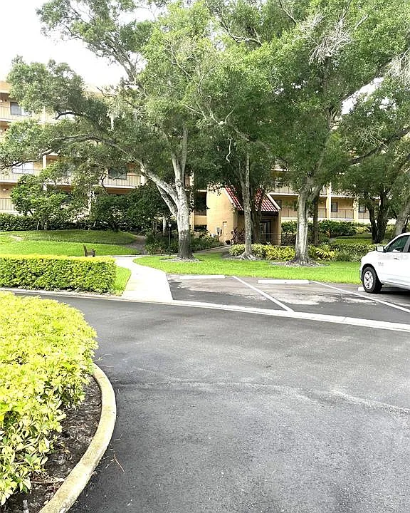 3078 Eastland Blvd #307