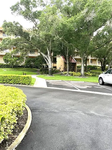 3078 Eastland Blvd #307 Photo 1