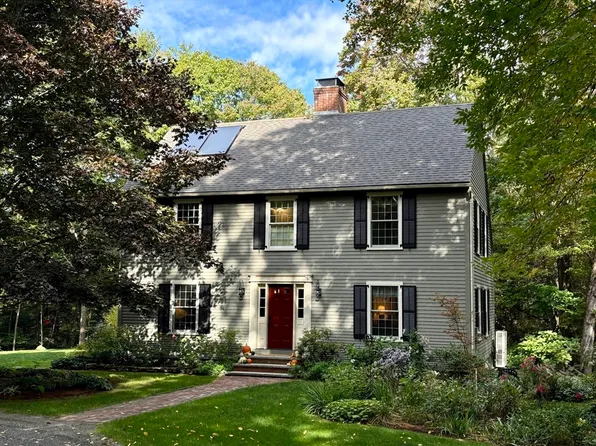 454 S Mountain Rd, Northfield, MA 01360