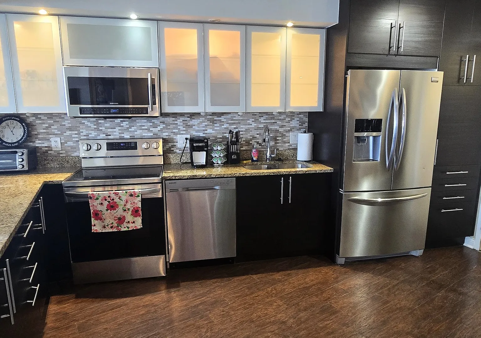 1 bed, 725 sqft, $3,000 — Photo 2