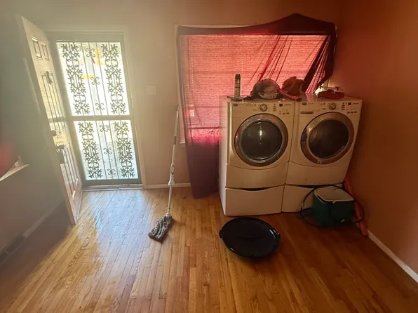 6998 Edison Ave, Saint Louis, MO 63121