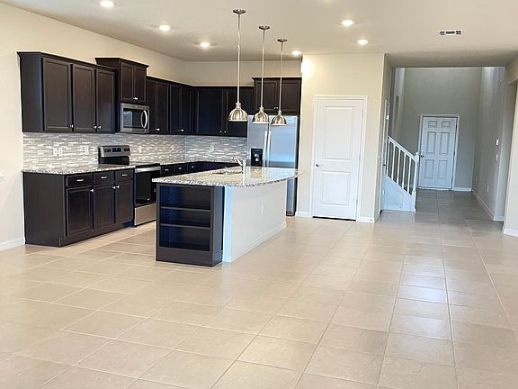 4th image of 3016 Mahalo Dr