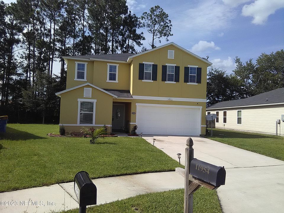 1st image of 11954 ALEXANDRA Drive