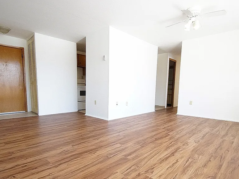 Cultural Gardens Apartments — Photo 17