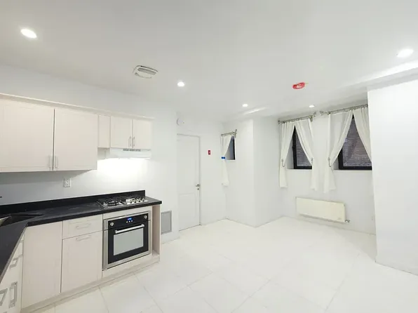 78 Herkimer St, Brooklyn, NY