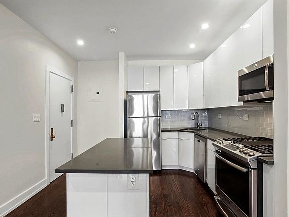2nd image of 645 Ocean Ave APT 1A