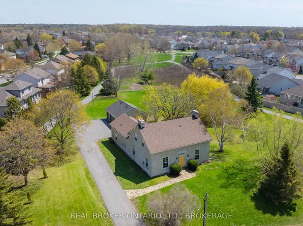 1069 Highway 15, Kingston, ON K7L 0C4