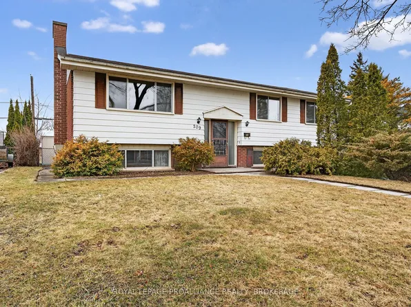 209 Glen Castle Rd, Kingston, ON K7M 4N7