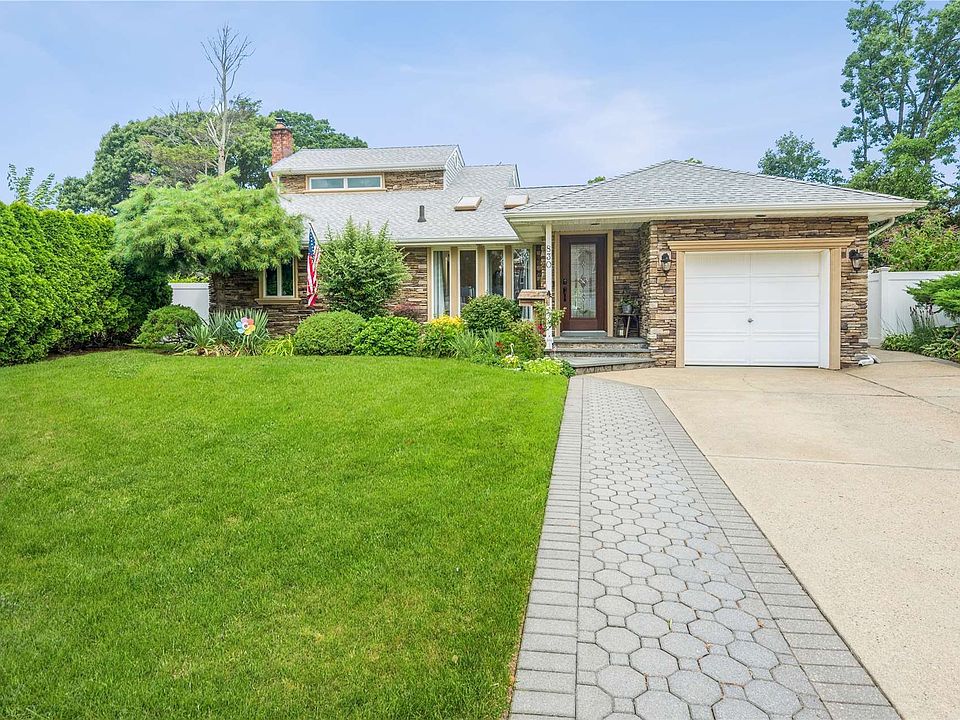830 Willow Road, Franklin Square, NY 11010 Zillow