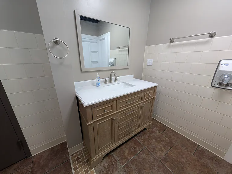 New vanity w/lots of storage