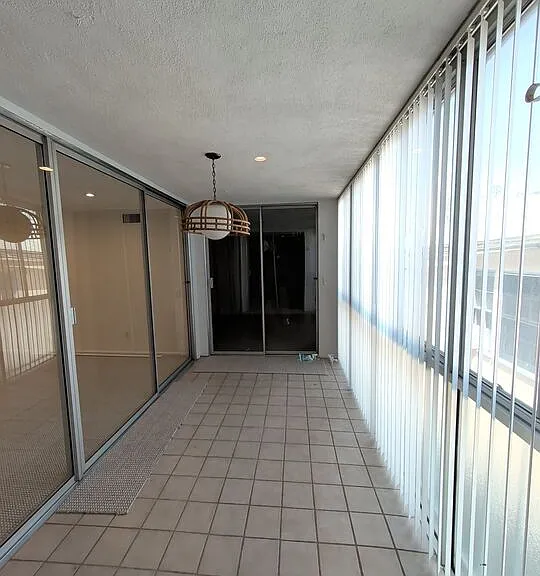 415 Montana Ave #203 — Photo 30