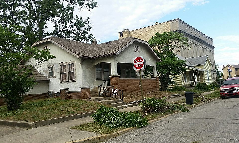 1st image of 22 W South St