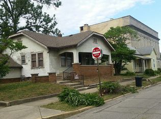 22 W South St, Shelbyville, IN 46176