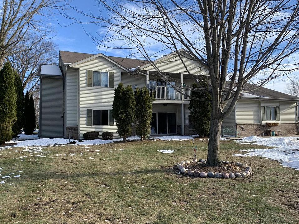 1st image of 976 ROSELAND DRIVE #2