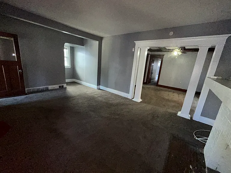 21 Butler Ave #1 — Photo 4