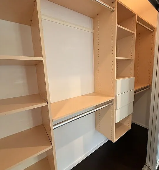 4248 Lexington Ave — Photo 28