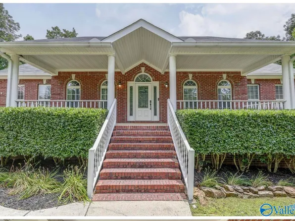11132 John Pugh Rd, Tanner, AL 35671